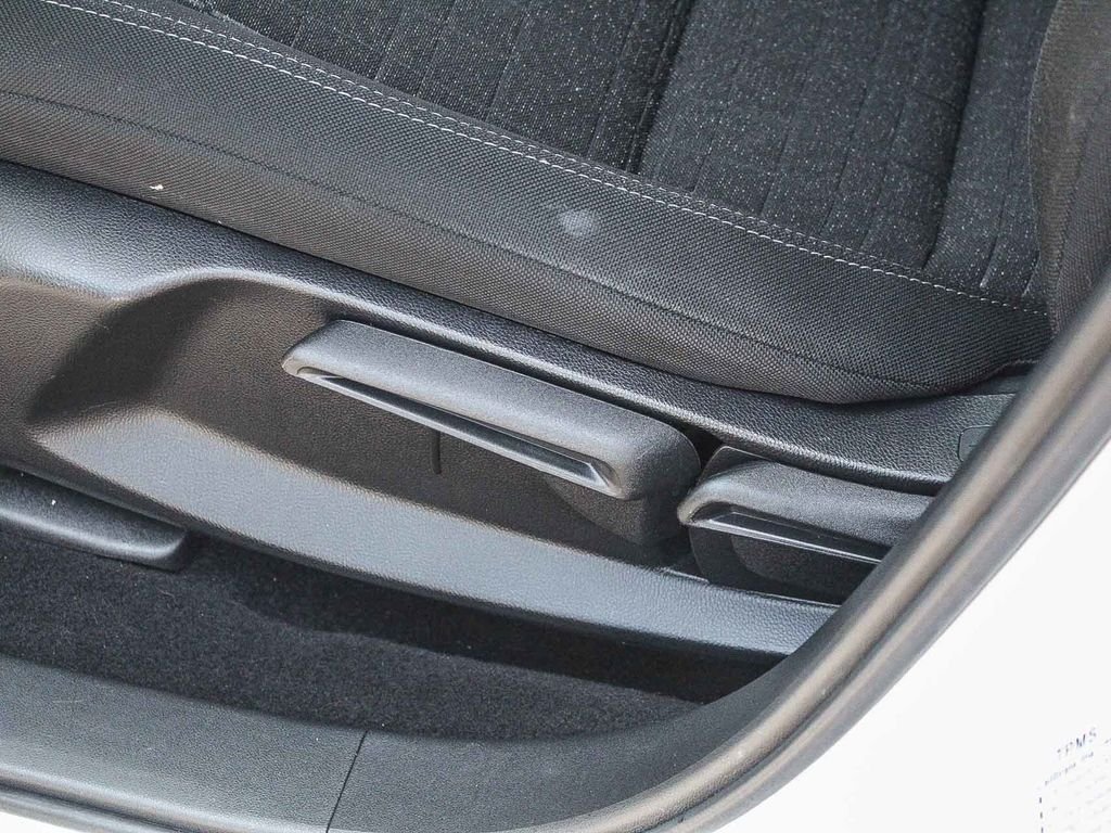 Used 2024 White Honda LX image 22