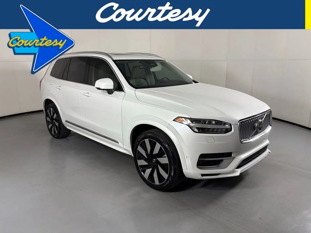 2023 Volvo XC90 T8 Recharge Ultimate 6-Seater 4WD's photo