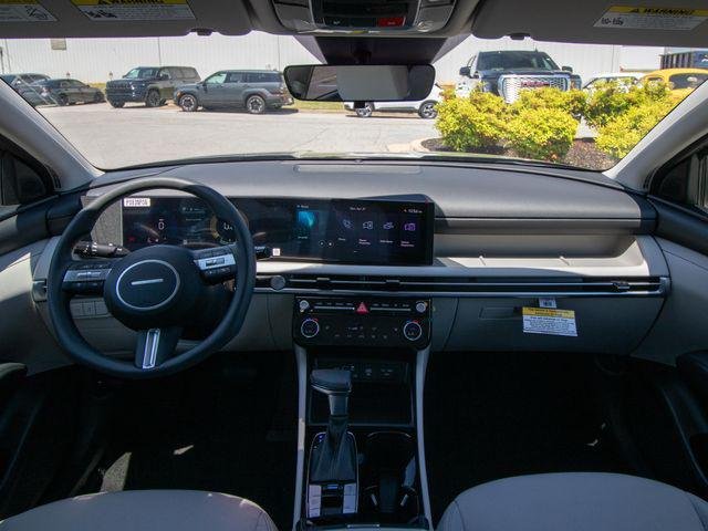 New 2026 Gray Hyundai SEL FWD image 22