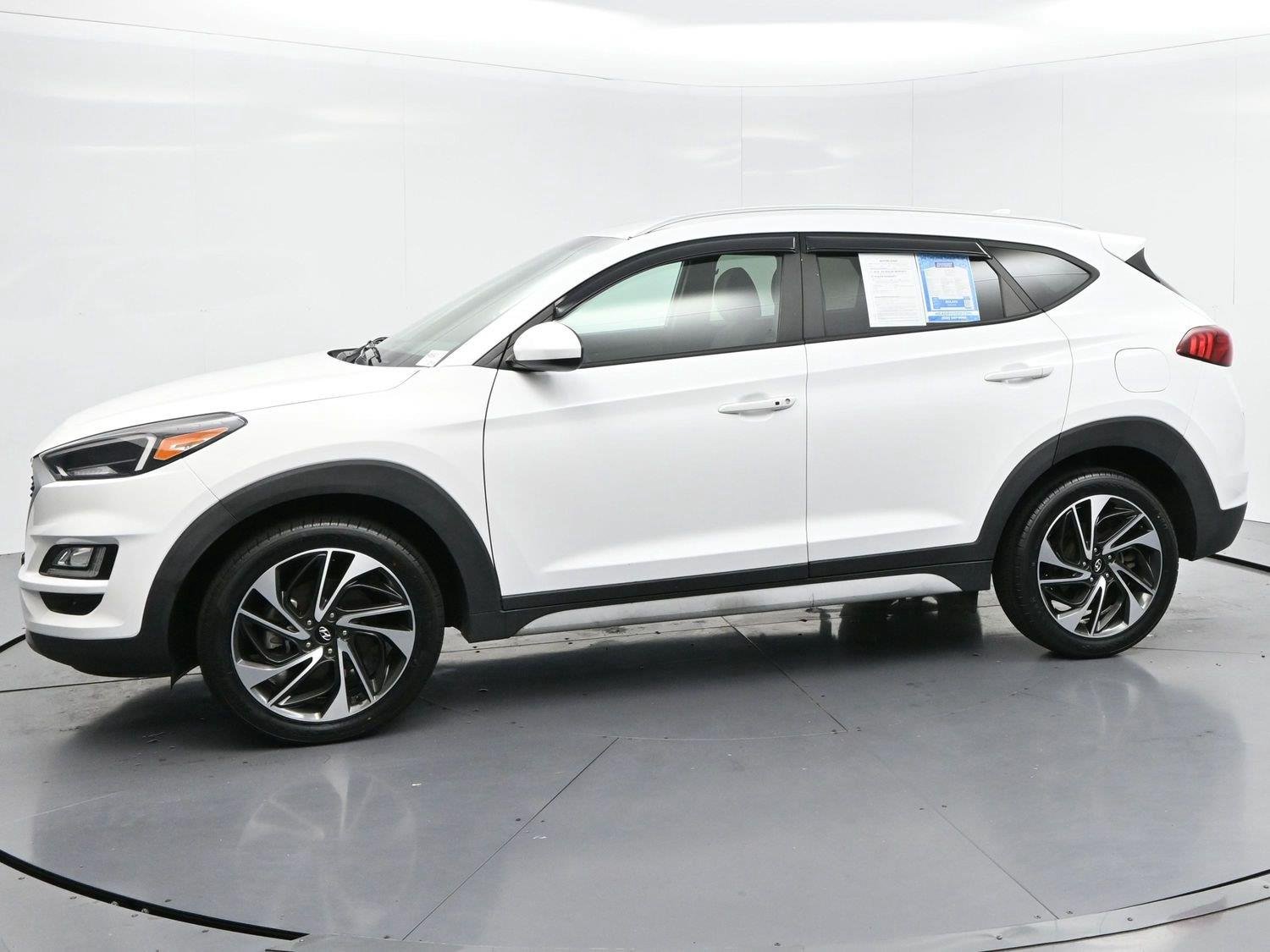 Used 2021 White Cream Hyundai Sport image 4