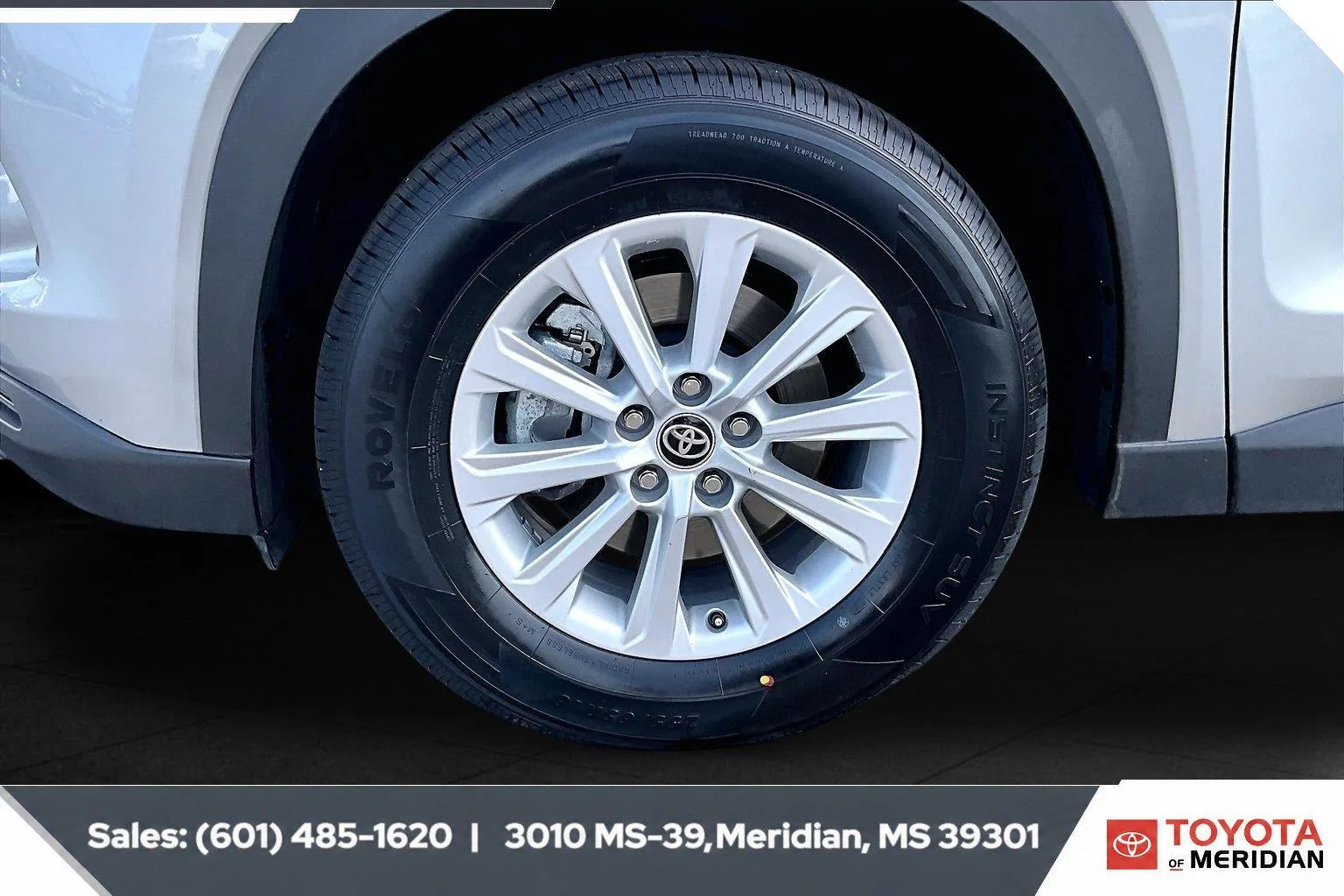 Used 2025 Celestial Silver Metallic Toyota XLE image 7