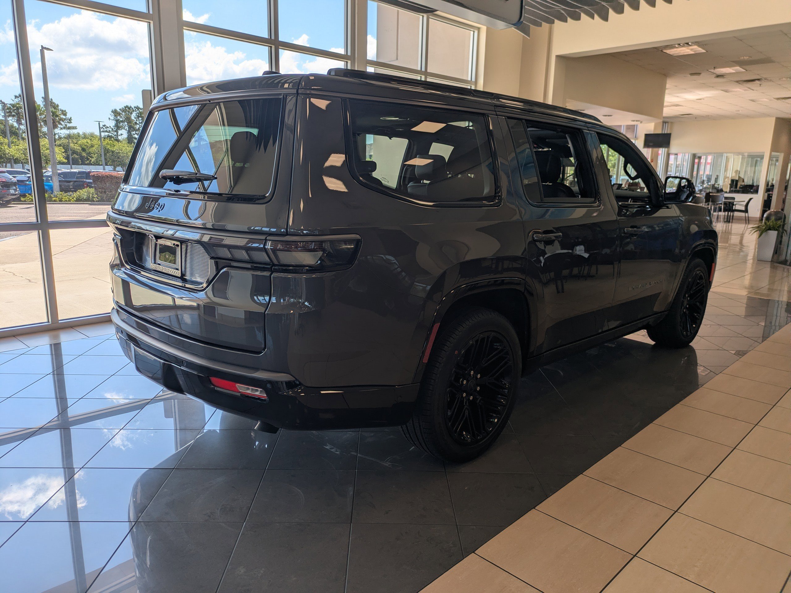 New 2026 Baltic Gray Metallic Clearcoat Jeep Limited Reserve image 4