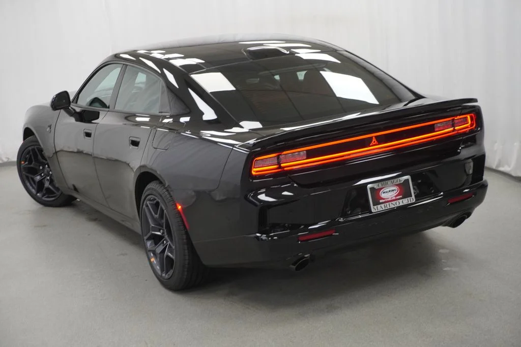 New 2026 Diamond Black Crystal Pearlcoat Dodge Scat Pack Plus image 11