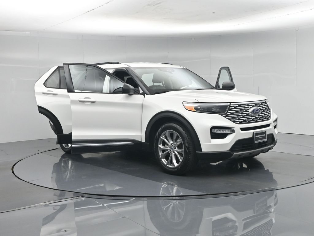 Certified Used 2021 White Ford XLT image 32