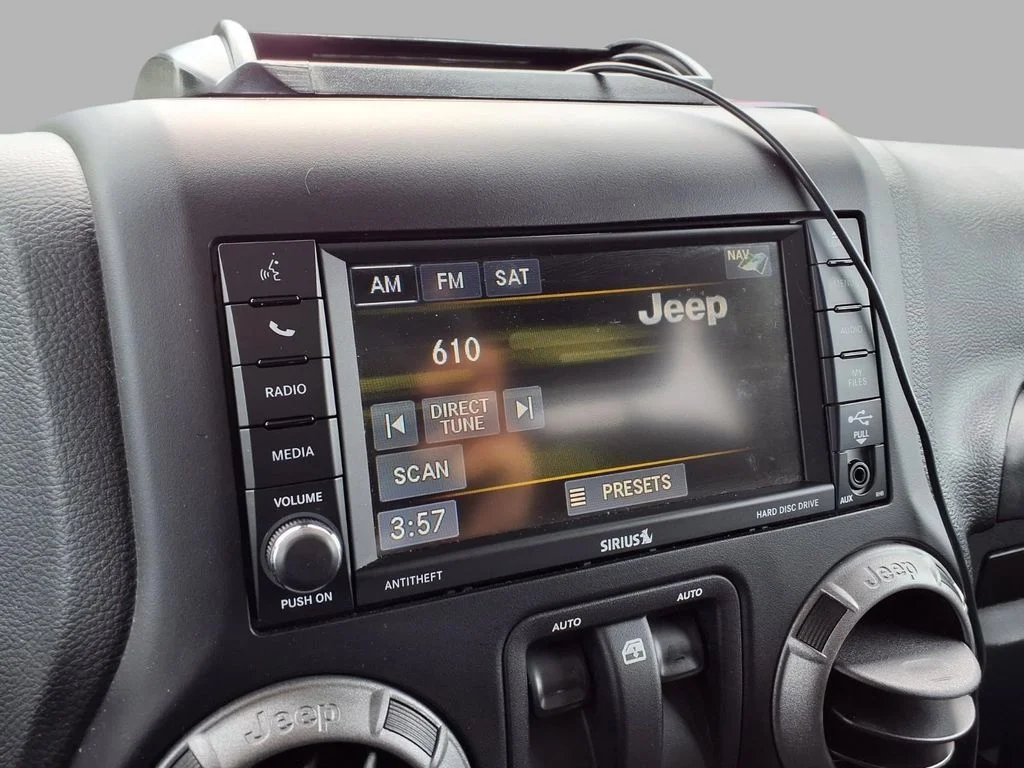 Used 2017 White Jeep Sport image 5