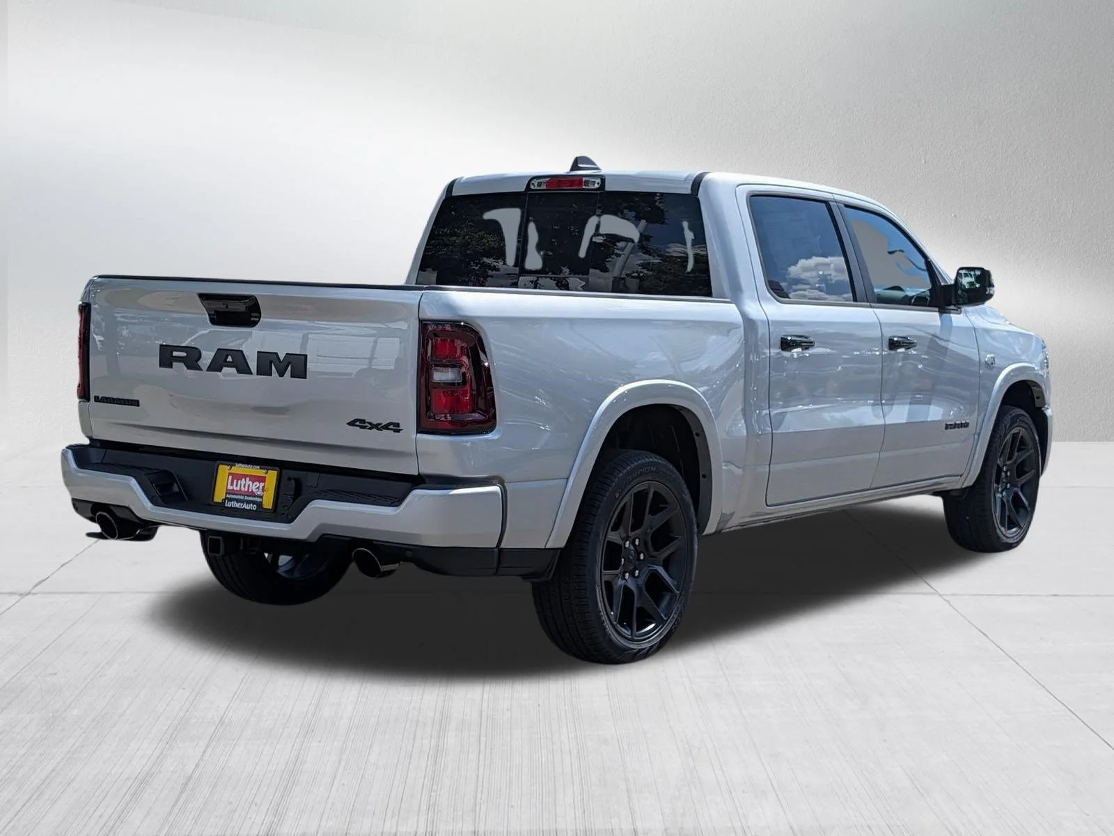 New 2026 Silver Zynith Exterior Paint RAM Laramie image 7