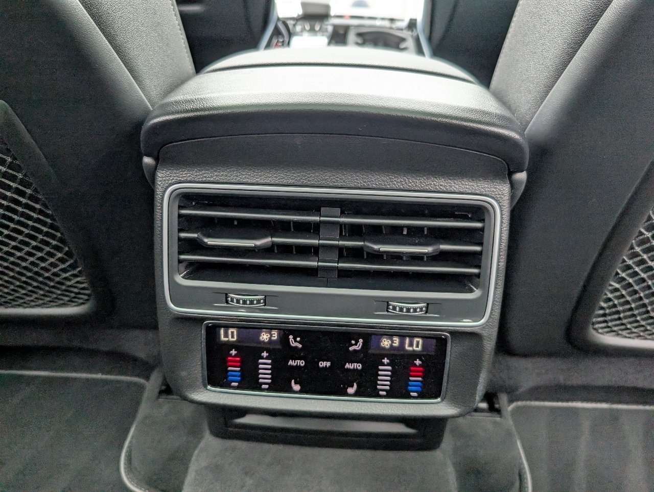 Used 2026 Mythos Black Metallic Audi 55 Premium Plus image 10