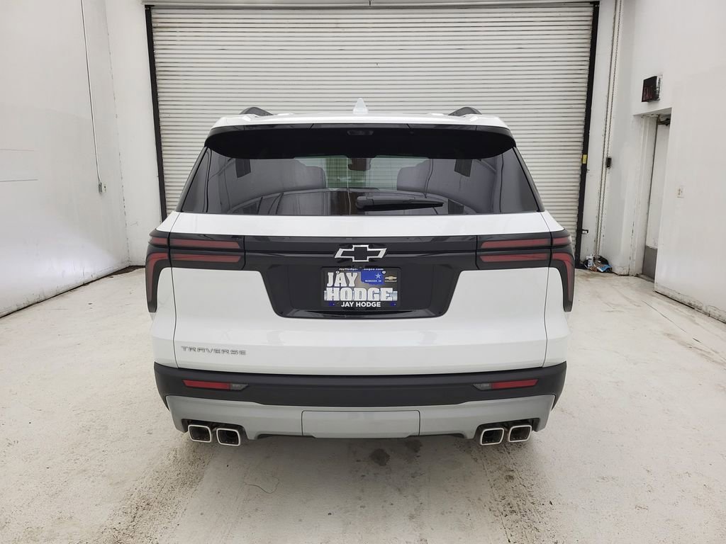 2026 Chevrolet Traverse LT - Photo 16