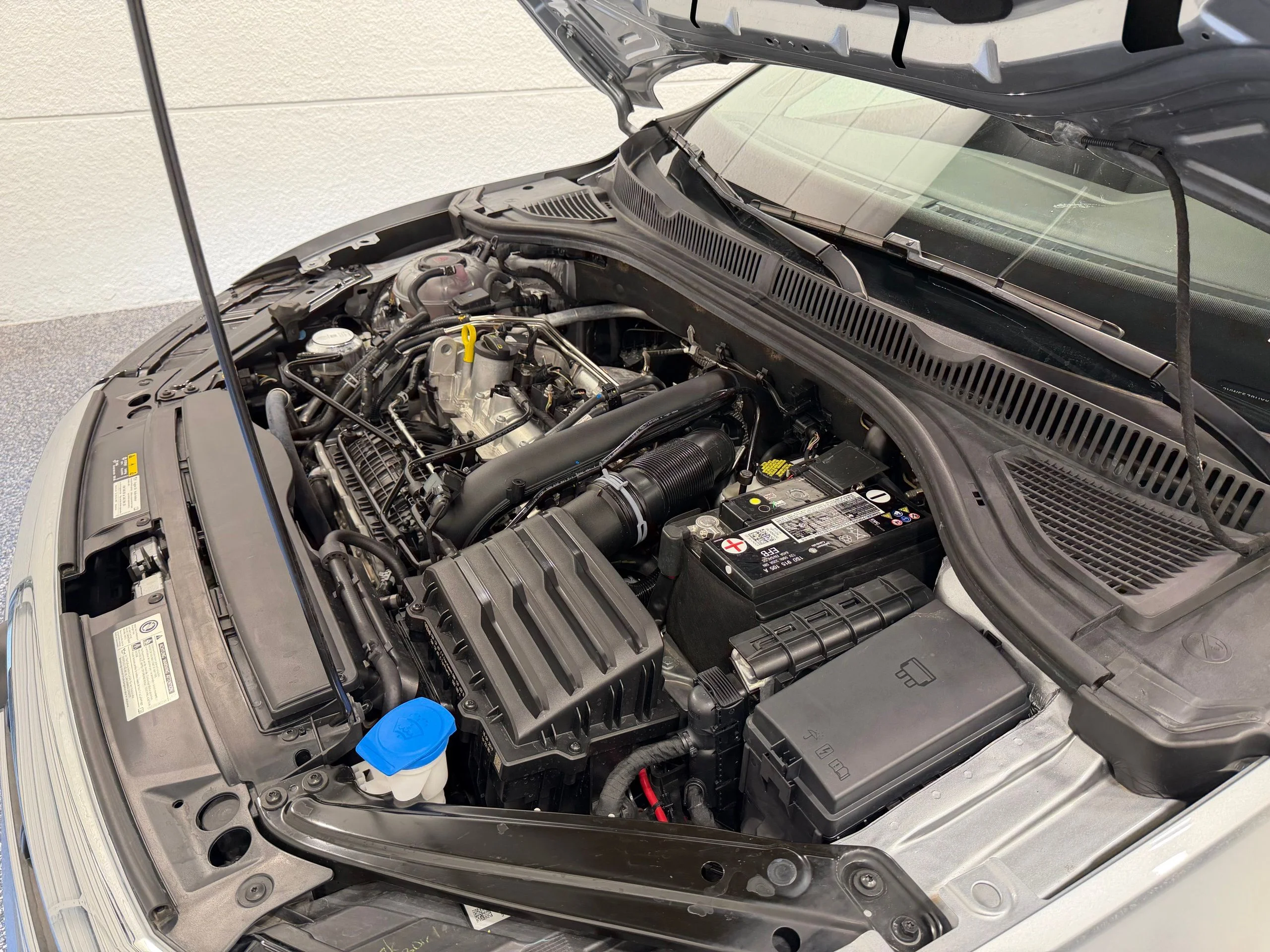 Used 2019 Silver Volkswagen SEL image 49