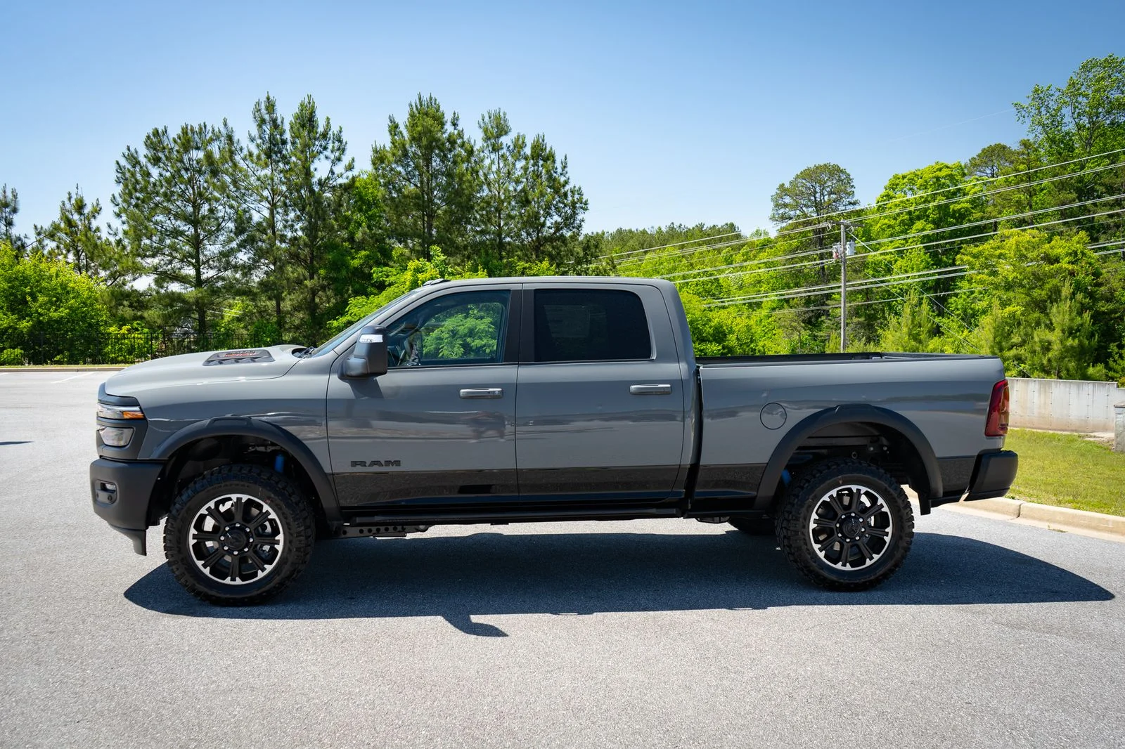 New 2026 Ceramic Gray Clear-Coat Exterior Paint RAM Rebel image 5