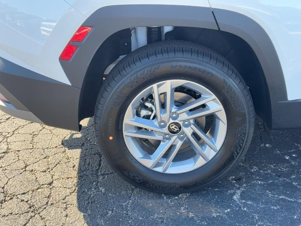 2026 Hyundai Tucson SE - Photo 4
