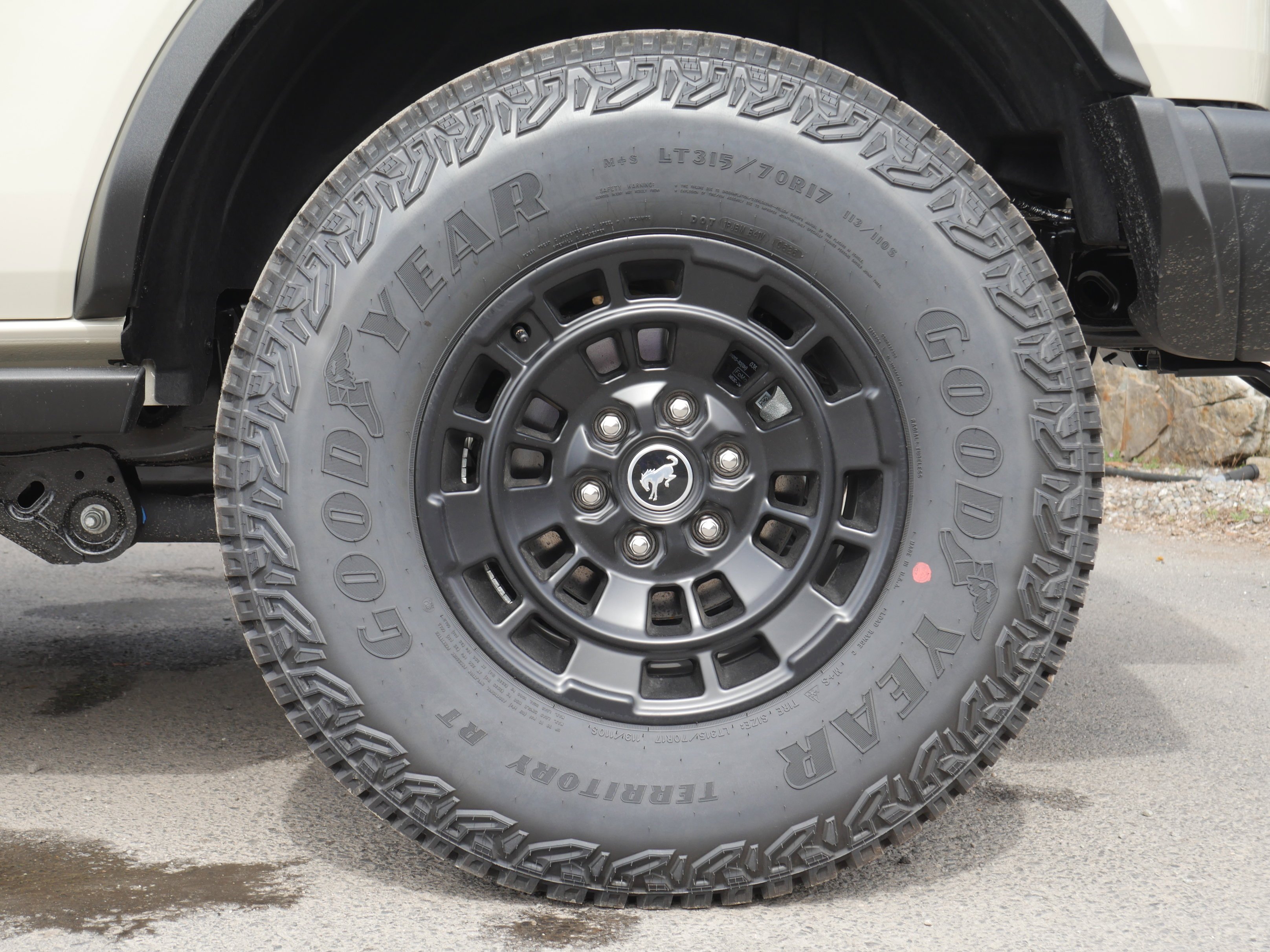 New 2026 DESERT SAND Ford Badlands image 22