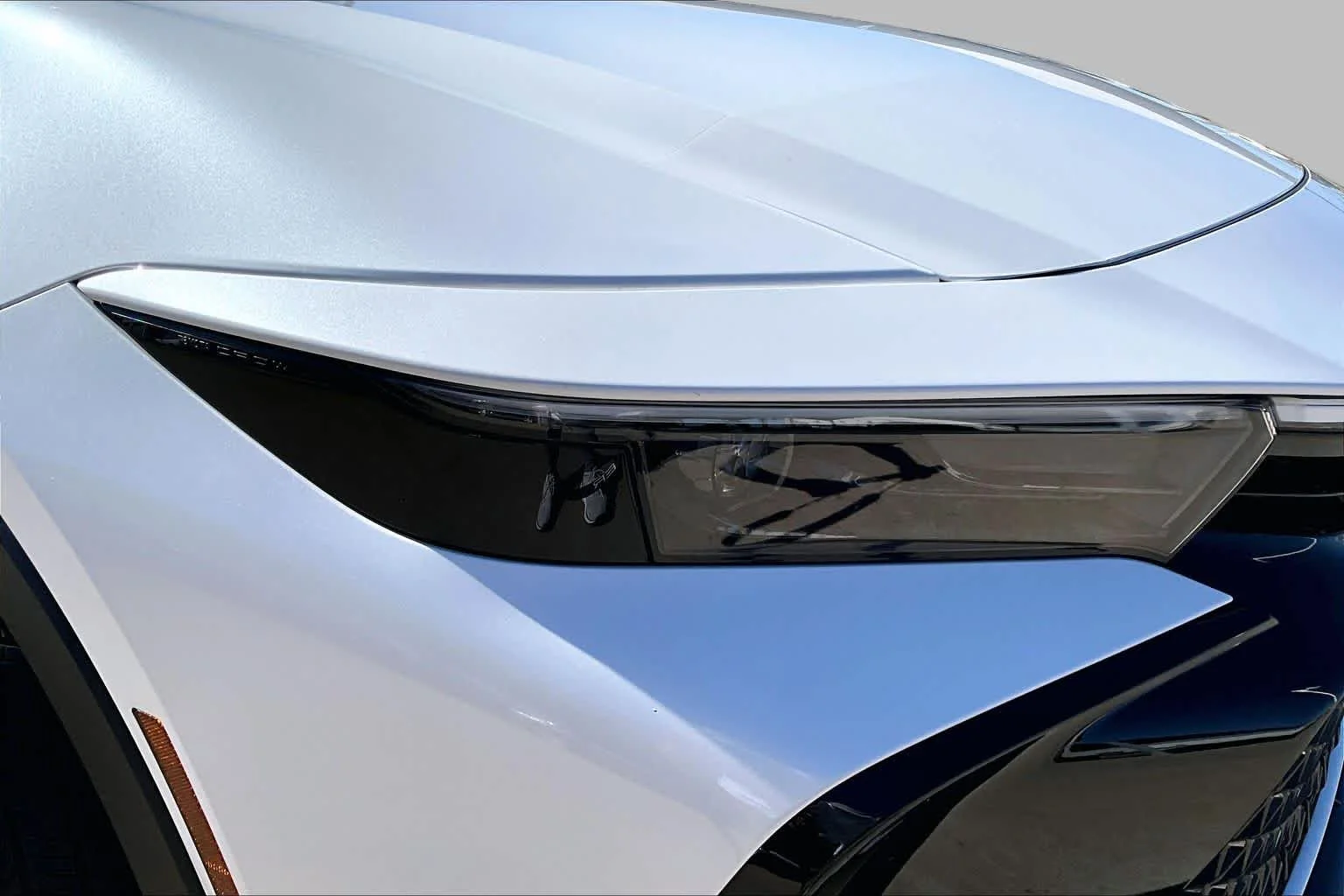 Used 2024 Oxygen White Toyota XLE image 25