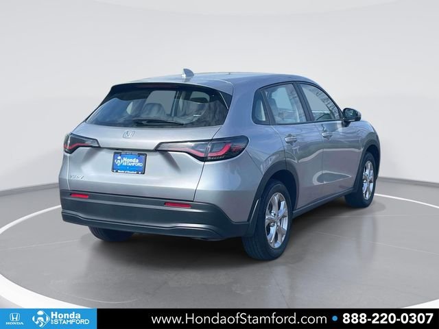 Certified Used 2023 Lunar Silver Metallic Honda LX image 5