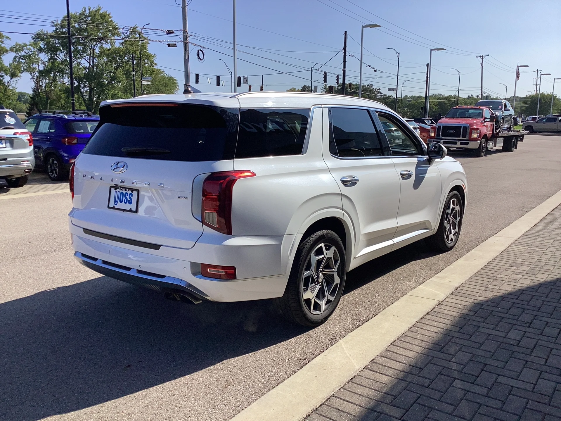 Used 2021 Hyper White Hyundai Calligraphy image 4