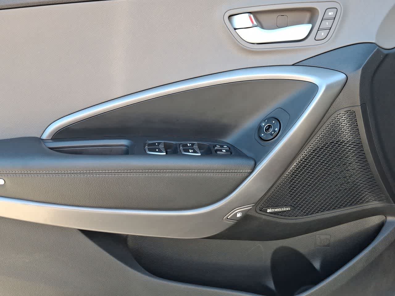 Used 2016 Circuit Silver Hyundai SE image 16