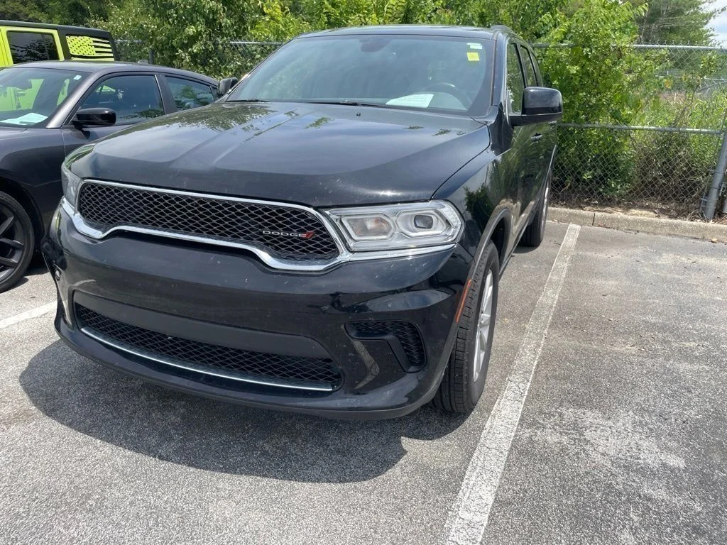 Used 2024 Black Dodge SXT image 1
