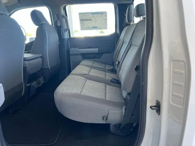 New 2026 Oxford White Ford F-350® XL image 46