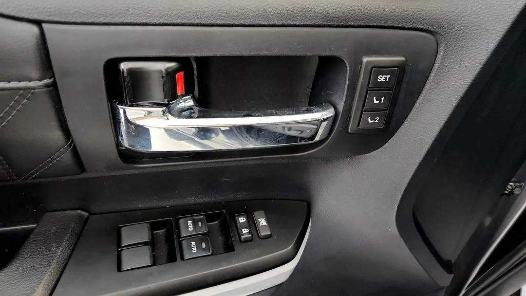 Used 2019 Gray Toyota Platinum image 22