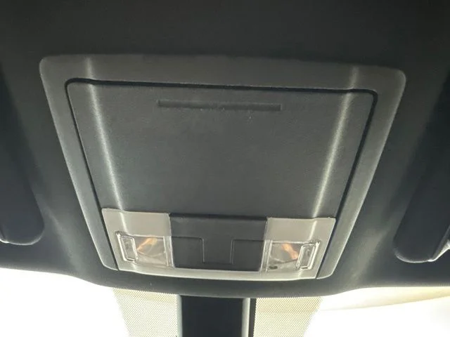 Certified Used 2019 Oxford White Ford XLT image 15