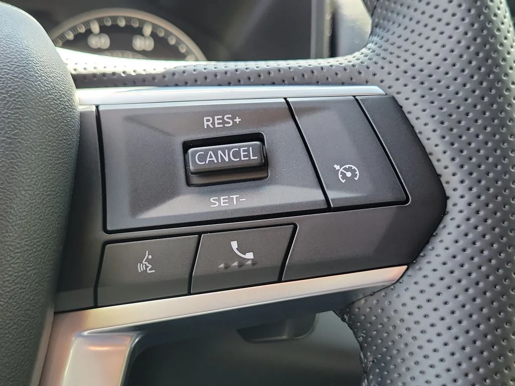 New 2026 Black Mitsubishi LE 1.5T 2WD image 33