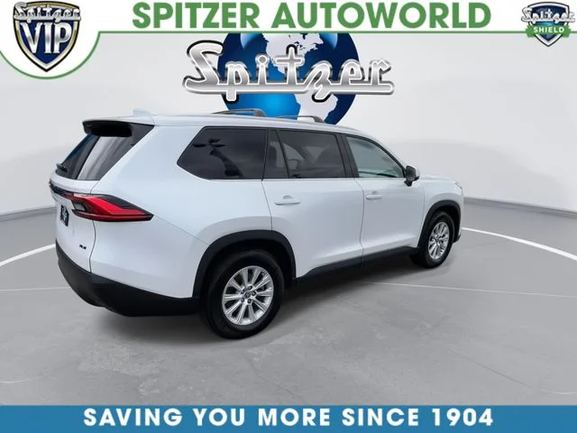 Used 2024 Beige Toyota XLE image 9
