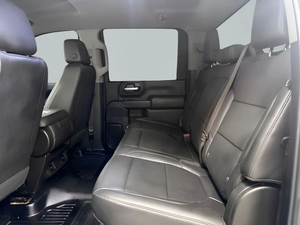 Used 2020 Silver GMC Base image 13