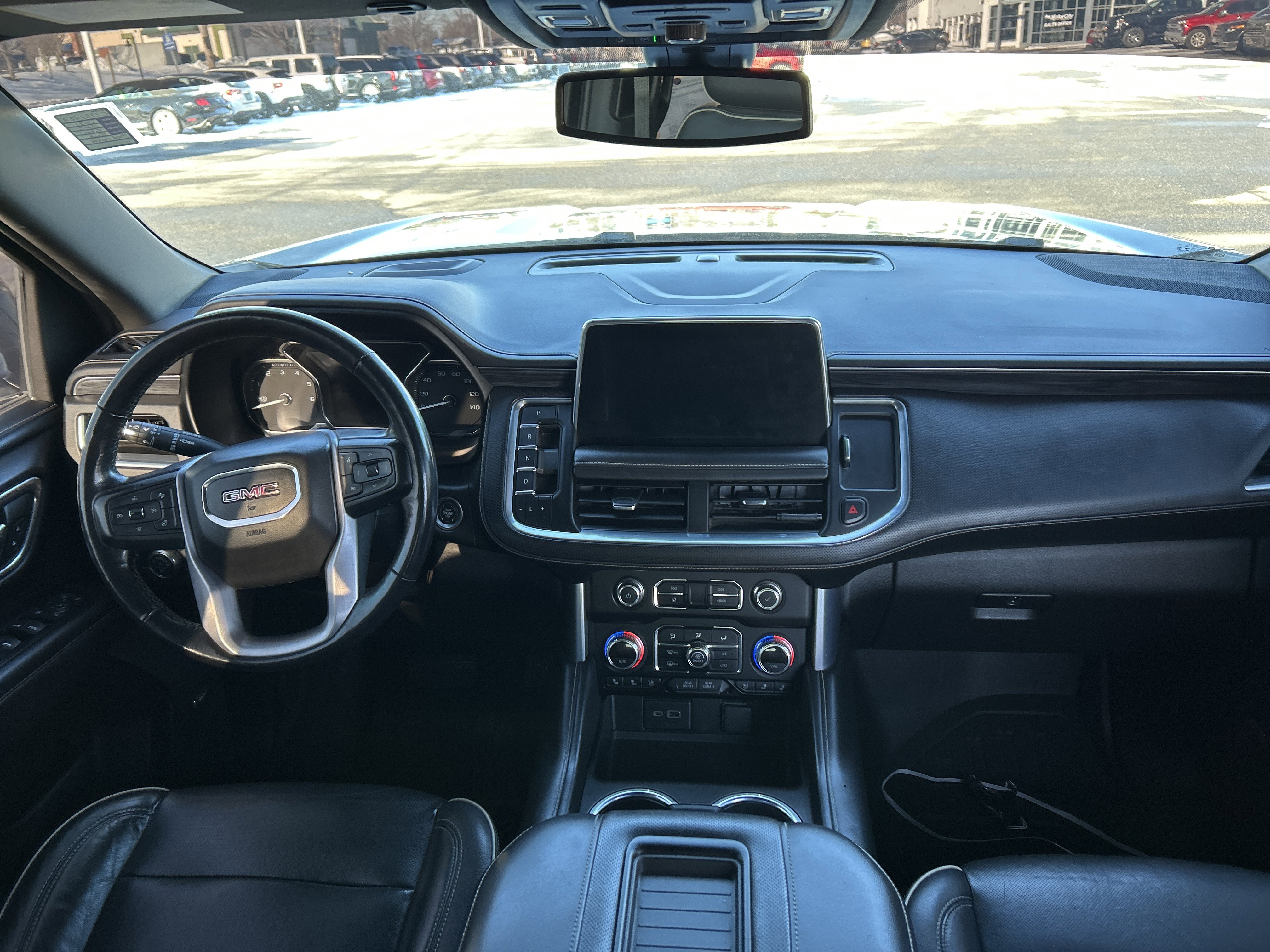 Used 2021 Onyx Black GMC SLT image 8