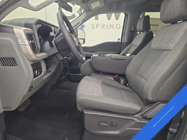 New 2026 Oxford White Ford F-250® XLT image 23