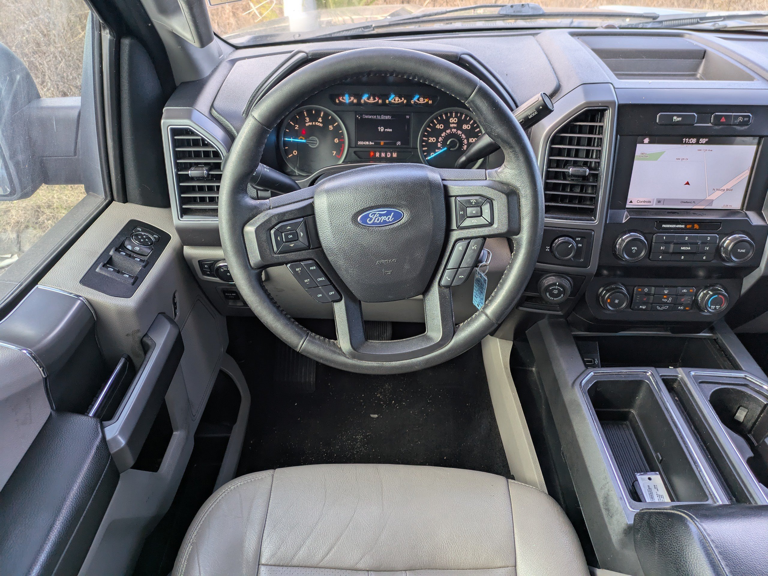 Used 2019 Blue Jeans Metallic Ford XLT image 16