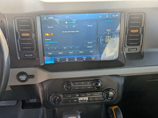 Used 2022 Green Ford Badlands image 19