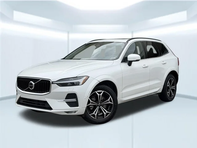 2022 Volvo XC60 B5 Momentum