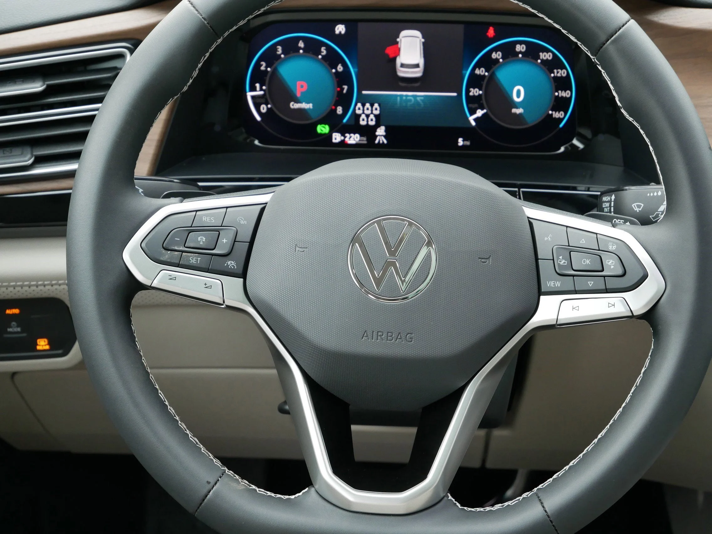 2026 Volkswagen Atlas SE w/Tech - Photo 12