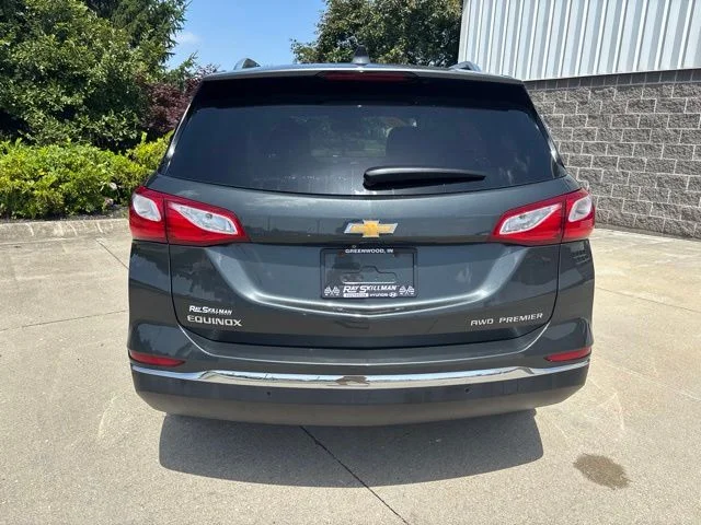 Used 2020 Nightfall Gray Metallic Chevrolet Premier image 8