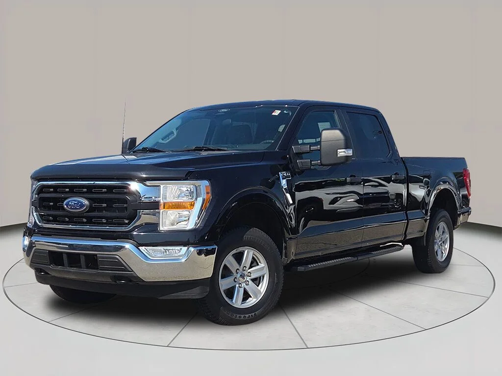 Used 2022 Black Ford XLT image 1