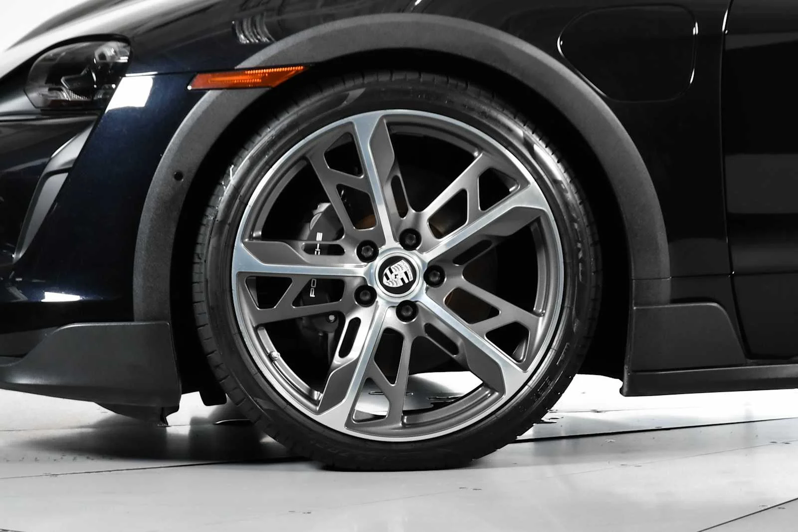 Used 2021 Jet Black Metallic Porsche 4 image 11