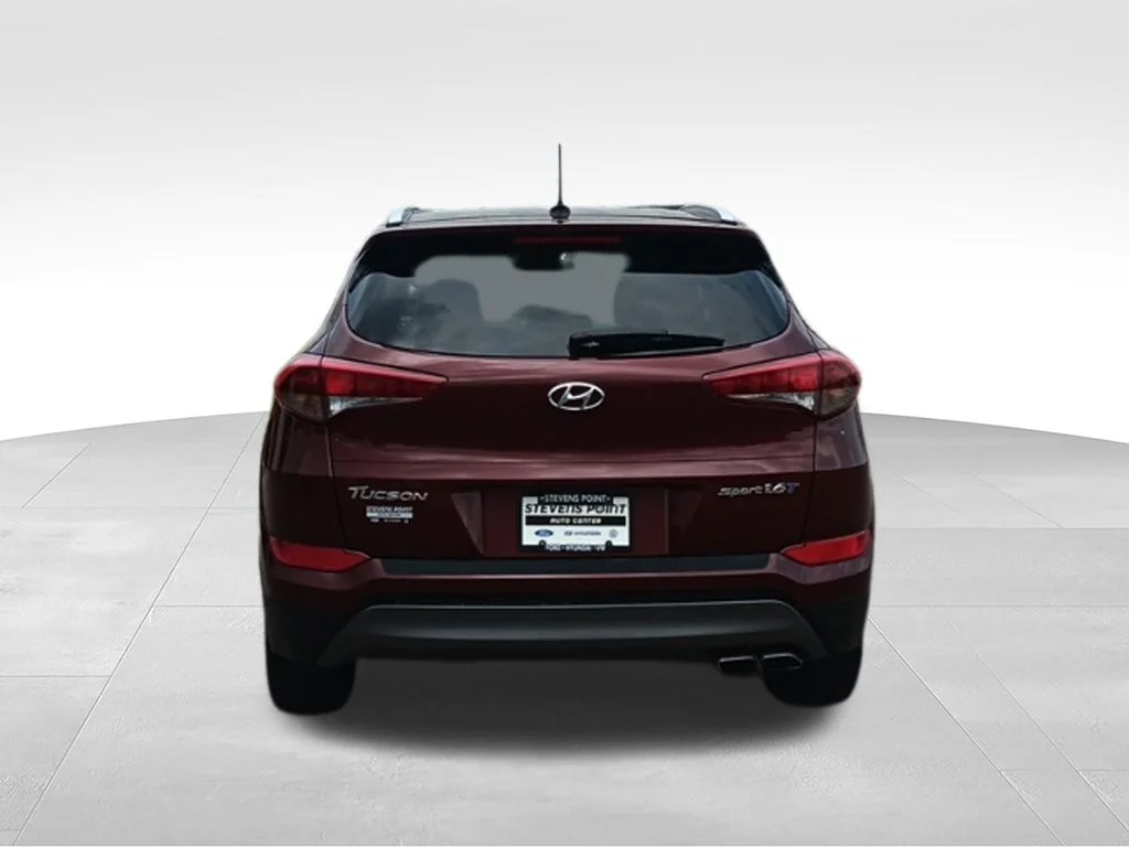 Used 2016 Ruby Wine Hyundai Sport image 6