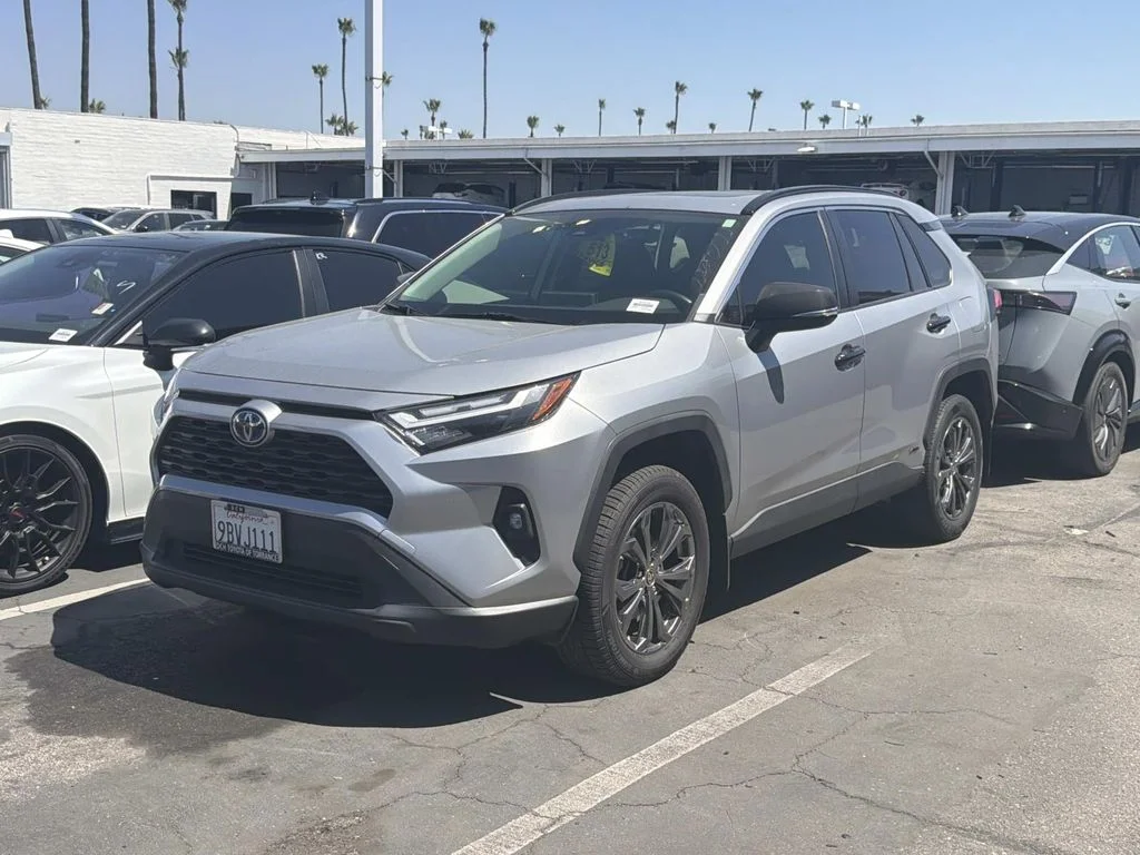 2022 Toyota RAV4 Hybrid XLE Premium AWD's photo