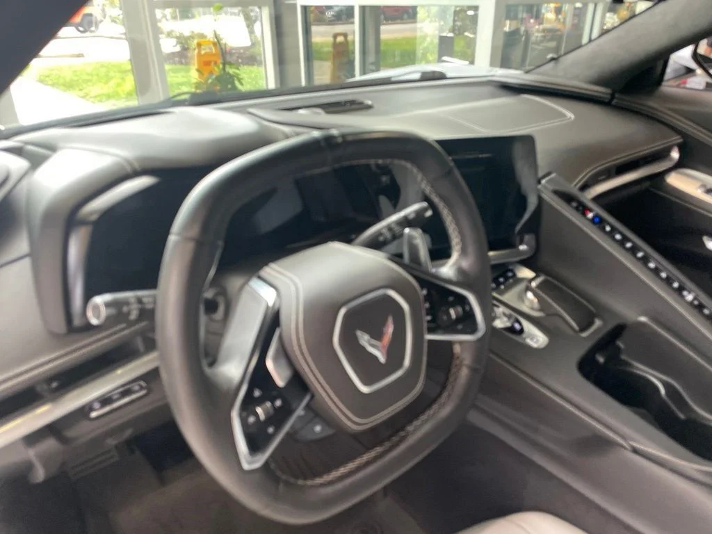 Used 2023 White Chevrolet Stingray image 10