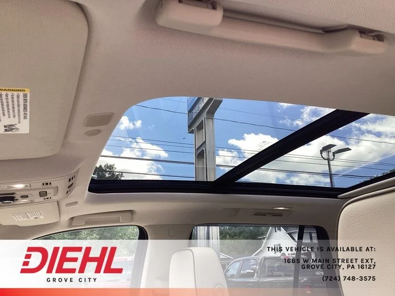 Used 2022 Black GMC Denali image 19