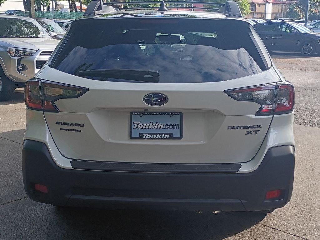 Used 2025 Crystal White Pearl Subaru Onyx Edition XT image 5