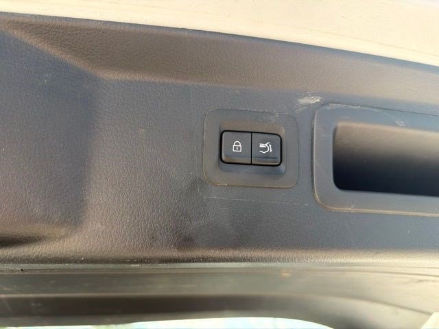 Used 2025 Wind Chill Pearl Mazda 2.5 S Preferred Package image 17