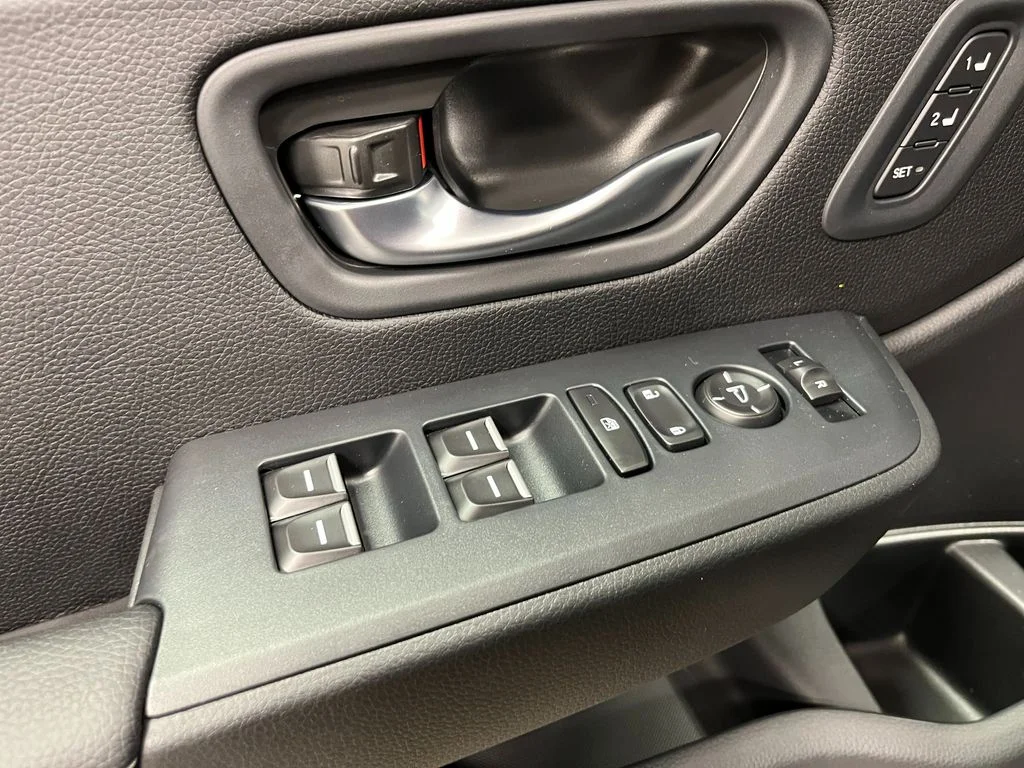 New 2026 Sonic Gray Pearl Honda AWD EX-L image 12