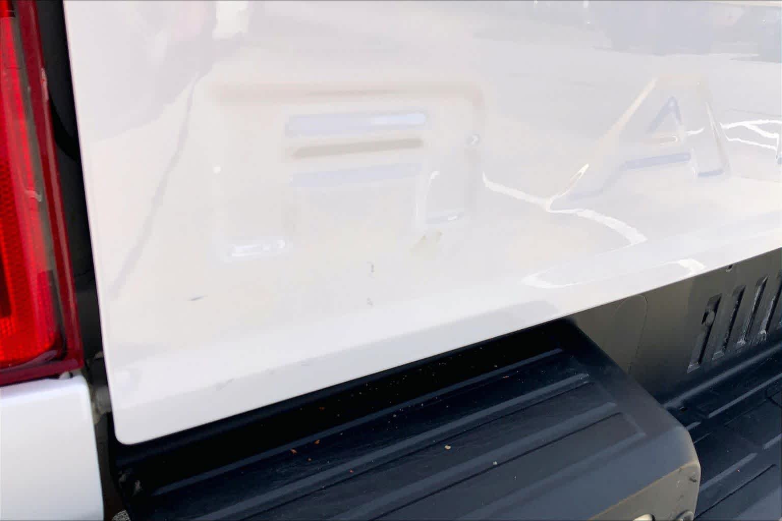 Used 2022 Oxford White Ford XL image 25