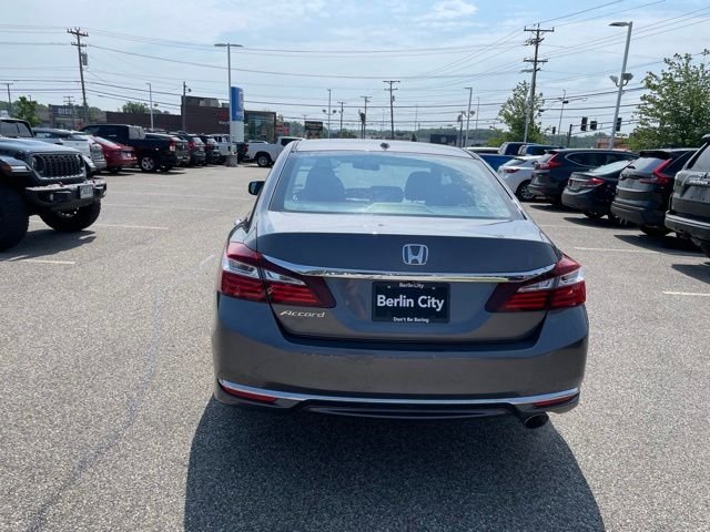 2017 Honda Accord EX - Photo 6