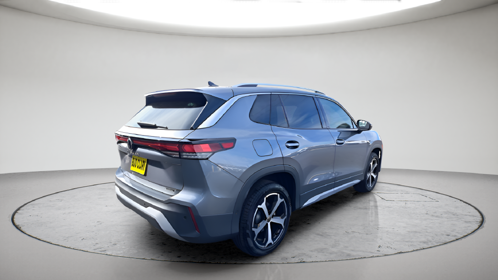New 2026 Gray Volkswagen SE image 5