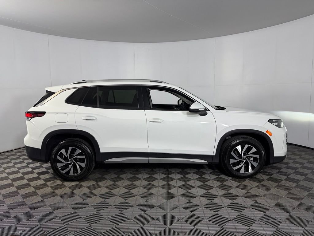 Used 2025 White Volkswagen 2.0T S image 7