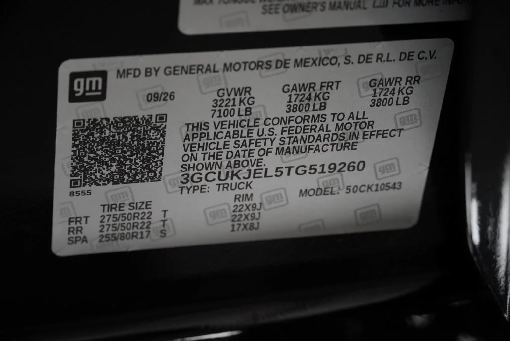 New 2026 Black Chevrolet High Country image 43