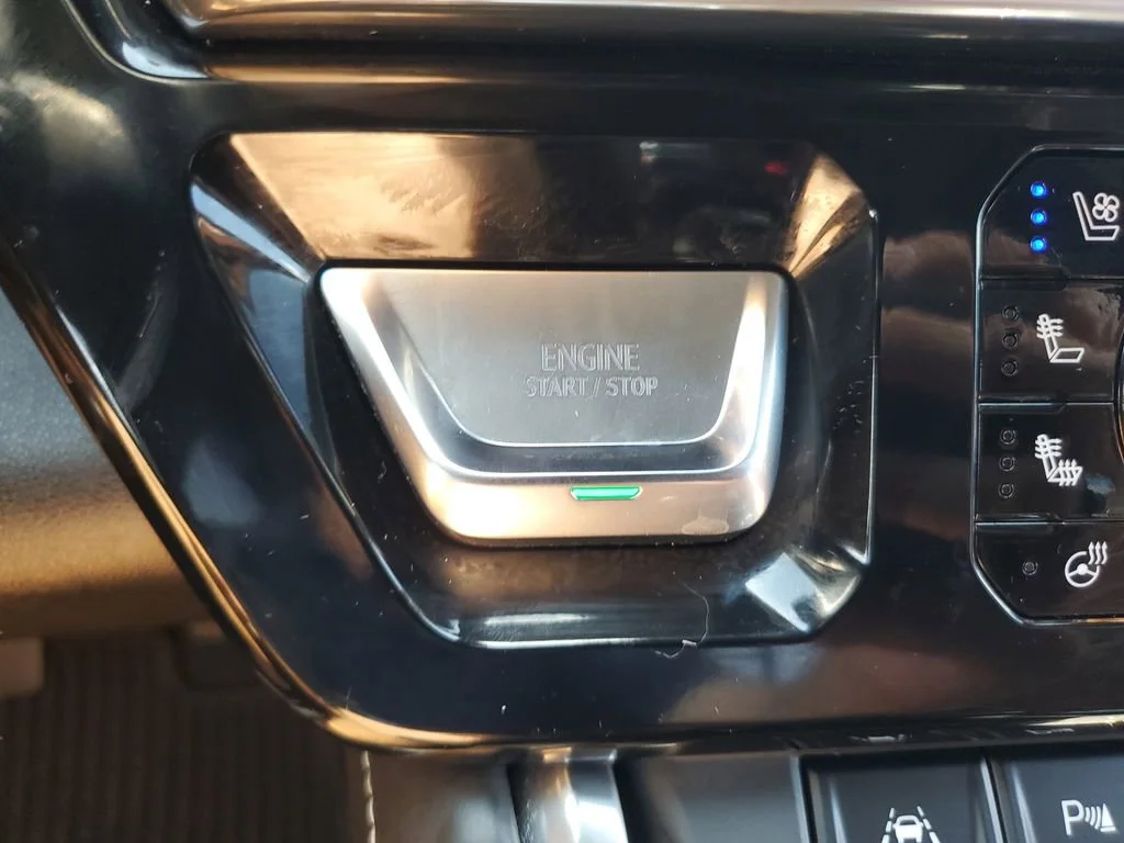 Used 2025 Downpour Metallic GMC Denali Ultimate image 24