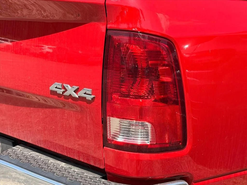 Used 2019 Red Ram SLT image 23